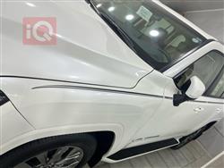 تۆیۆتا لاند کروزەر